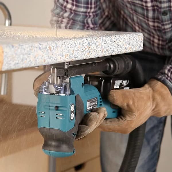 Caladora Makita DJV181Z