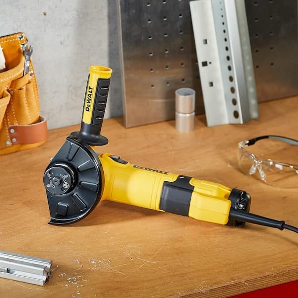 Radial DeWalt DWE4257-QS
